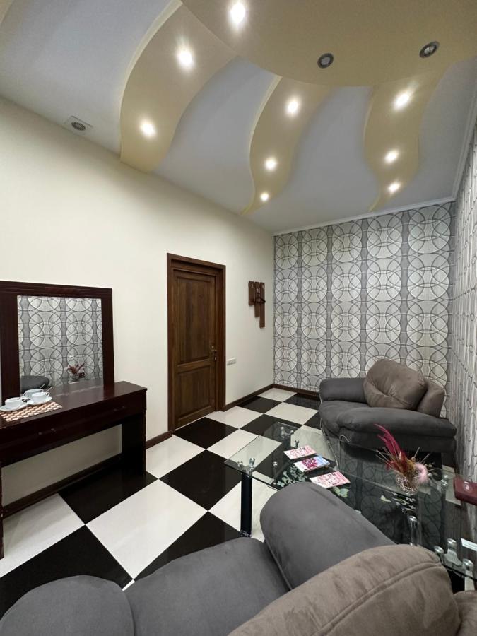 Royal Plus Hotel Jereván Kültér fotó