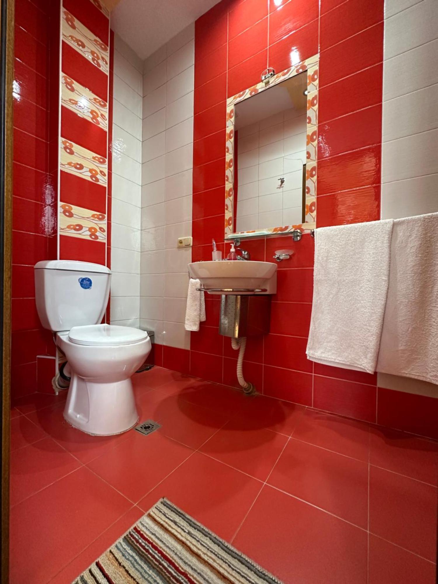 Royal Plus Hotel Jereván Kültér fotó